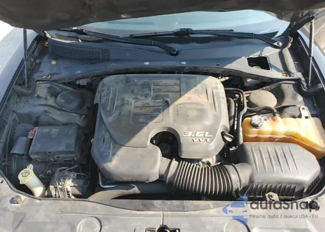 2014 Dodge Charger Sxt z USA, uszkodzony, nr VIN 2C3CDXHG7EH165918